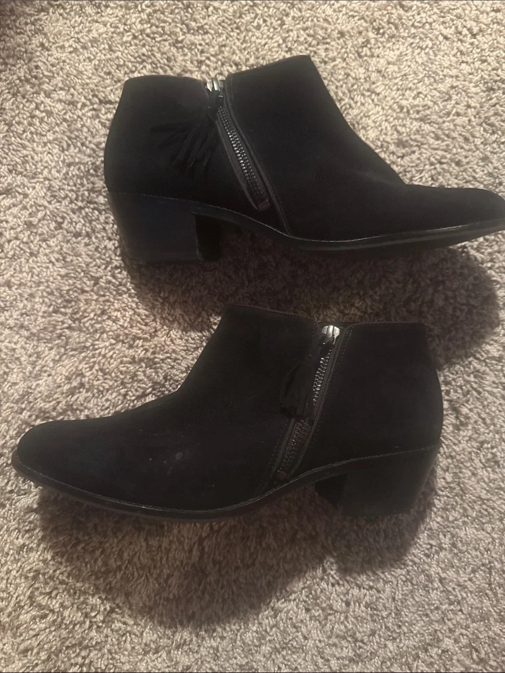 Vionic Black Suede Chukka Boots for Women